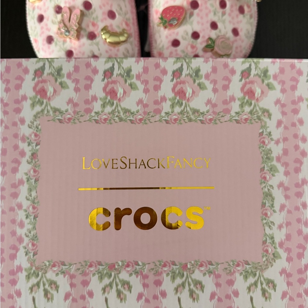 NWT 🎀 LoveShackFancy 🎀 x Crocs Pink Classic Clog size 8 - Picture 6 of 8